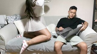 My girlfriend studies better when I fuck her hard before